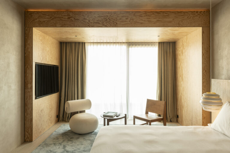1_BI The National Hotel 421_HR